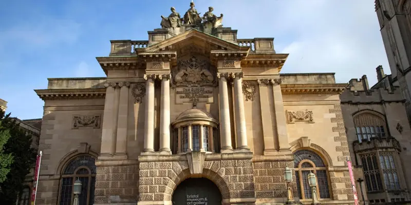 Bristol Museum and Art Gallery exterior