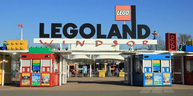 Legoland Windsor entrance
