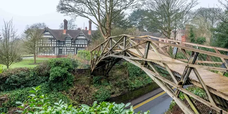 The wooden Mathematical Bridge