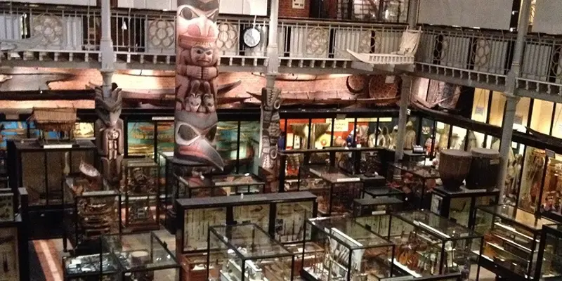 Pitt Rivers Museum crowded display cases