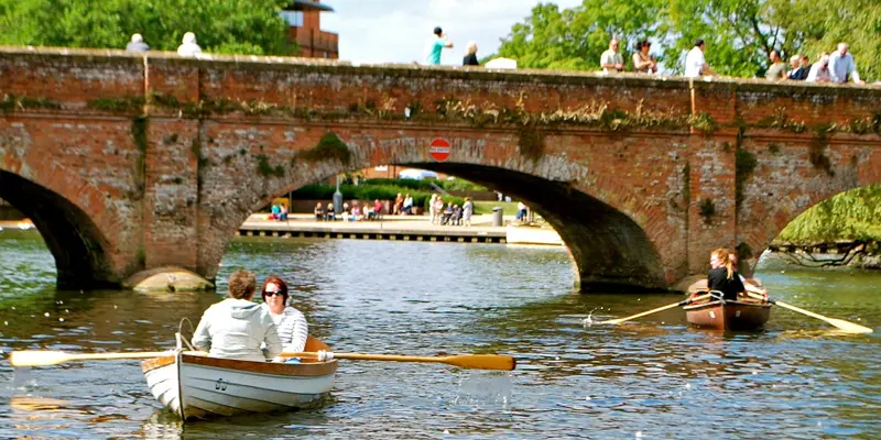 Rowing boats on the River Avon