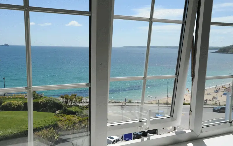 Anacapri offering sea-view accommodation in Falmouth.