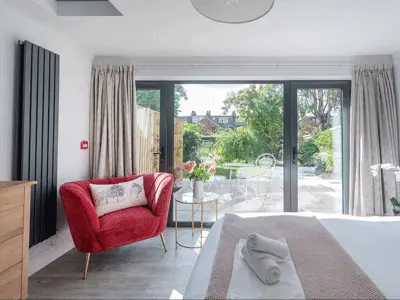 No.192 Oxford offering budget-friendly accommodation on Iffley Road in Oxford.