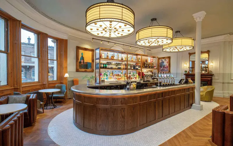 The Queen at Chester Hotel offering elegant accommodation beside Chester station.