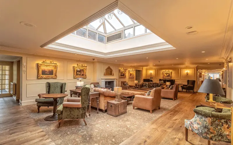 The Swans Nest Hotel offering stylish accommodation by the river in Stratford-upon-Avon.