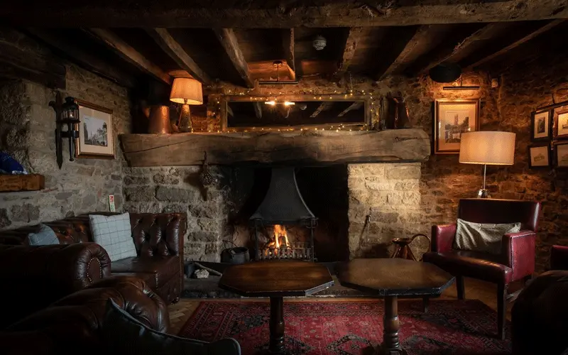 The Talkhouse offering countryside pub accommodation near Oxford.